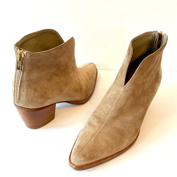 Vince Shoes - VINCE Havana Notch Bootie, Cashew